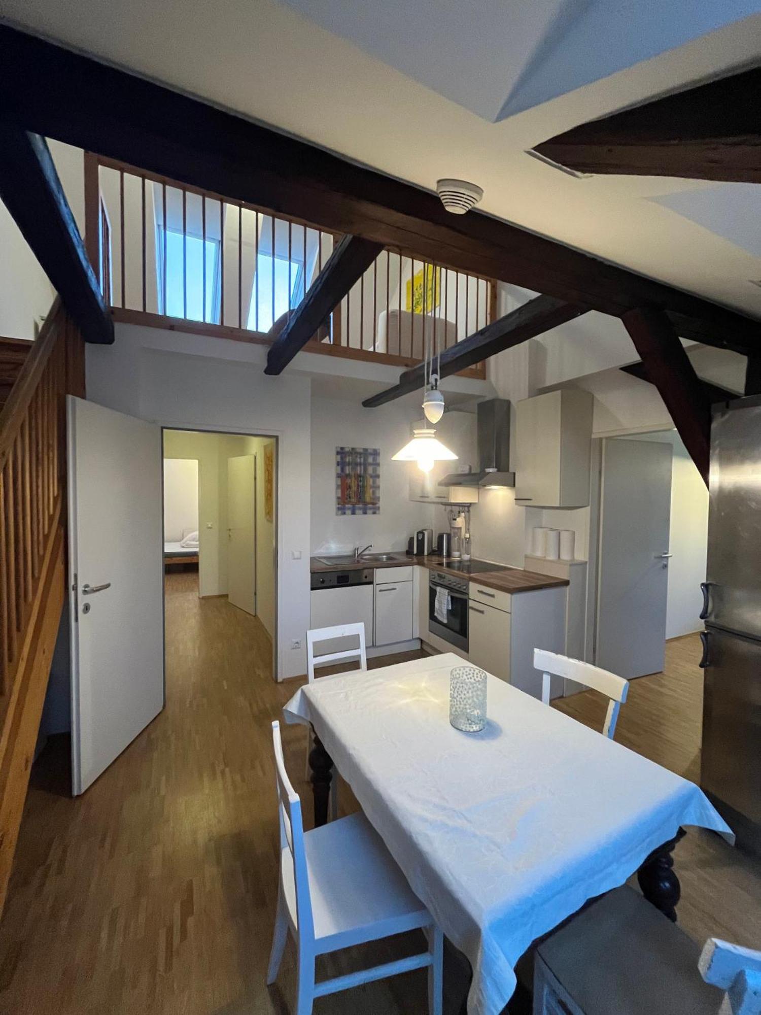 Schoenes Appartment In Zentrumsnaehe Graz Extérieur photo
